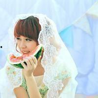 吃瓜可爱头像女孩图片,可爱女孩的吃瓜瞬间